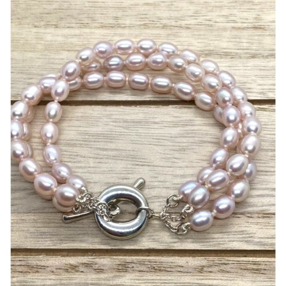 Tiffany & Co Elsa Peretti Triple Pearl Strand Toggle Bracelet 7.5"